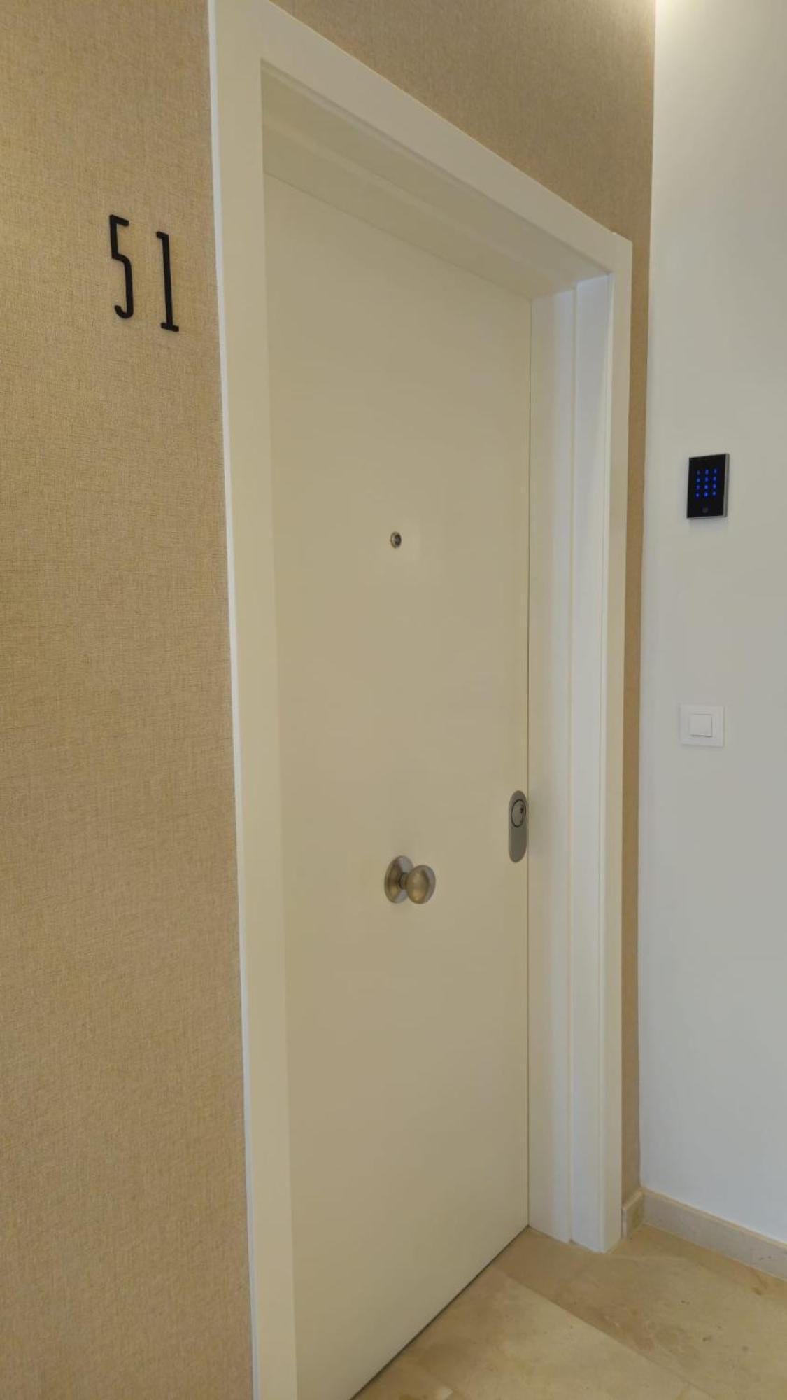 Imperial Apartamentos Valence Extérieur photo