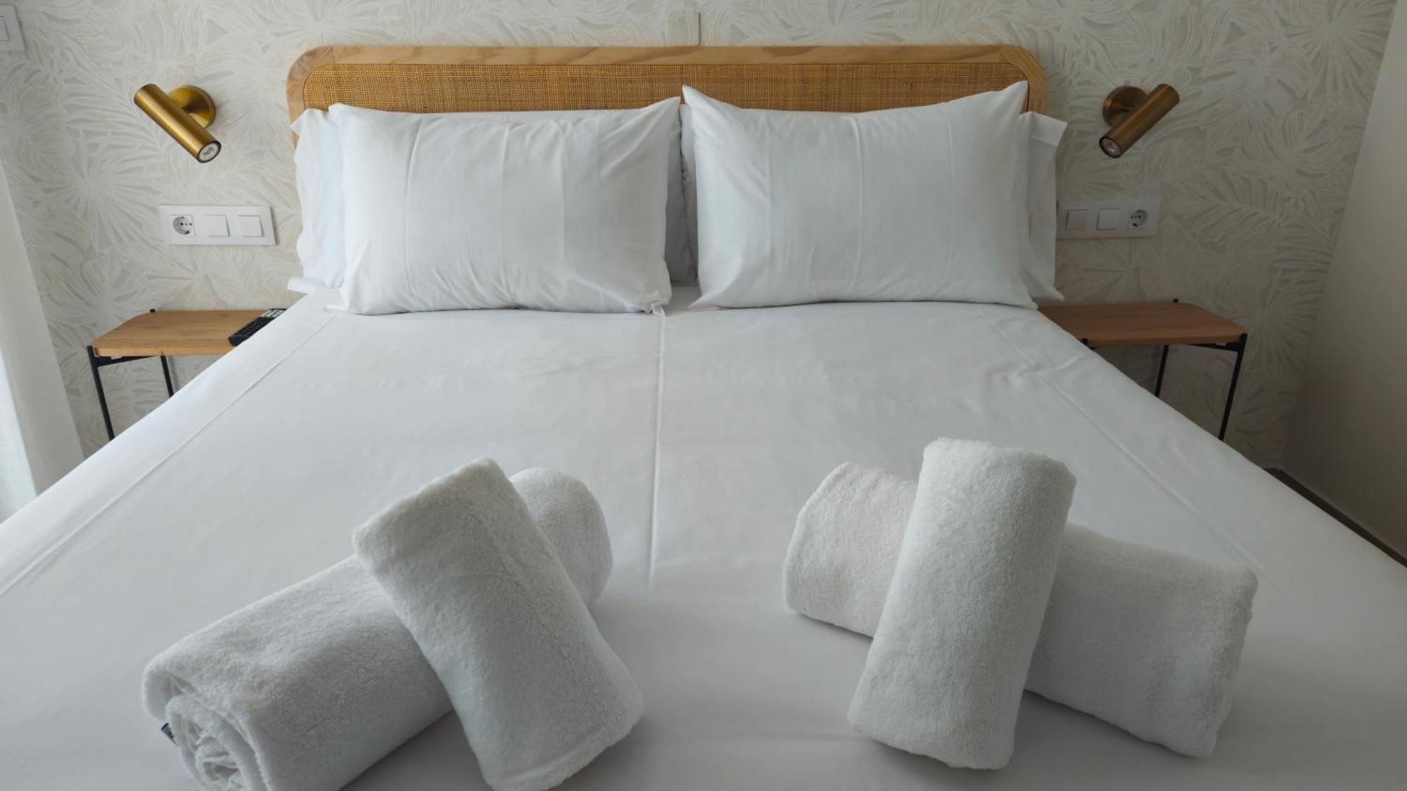 Imperial Apartamentos Valence Extérieur photo